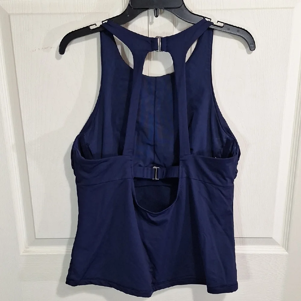 Athleta 